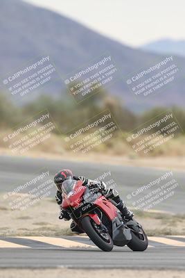 media/Sep-21-2025-Race Pace (Sun) [[98bf33ef95]]/Verified/10-Turn 10 (1150am)/